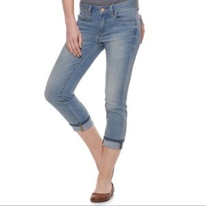 Sonoma Light Wash Capri Jeans